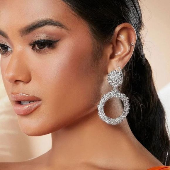 Textured Round Drop Shiny Silver Earrings - Picture 3 of 7